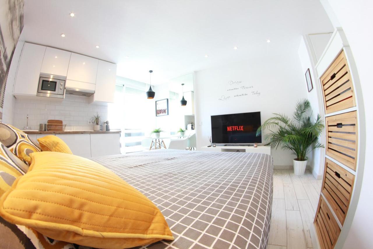 Benalmadena - New Nordic Style & Sunny Studio Екстер'єр фото